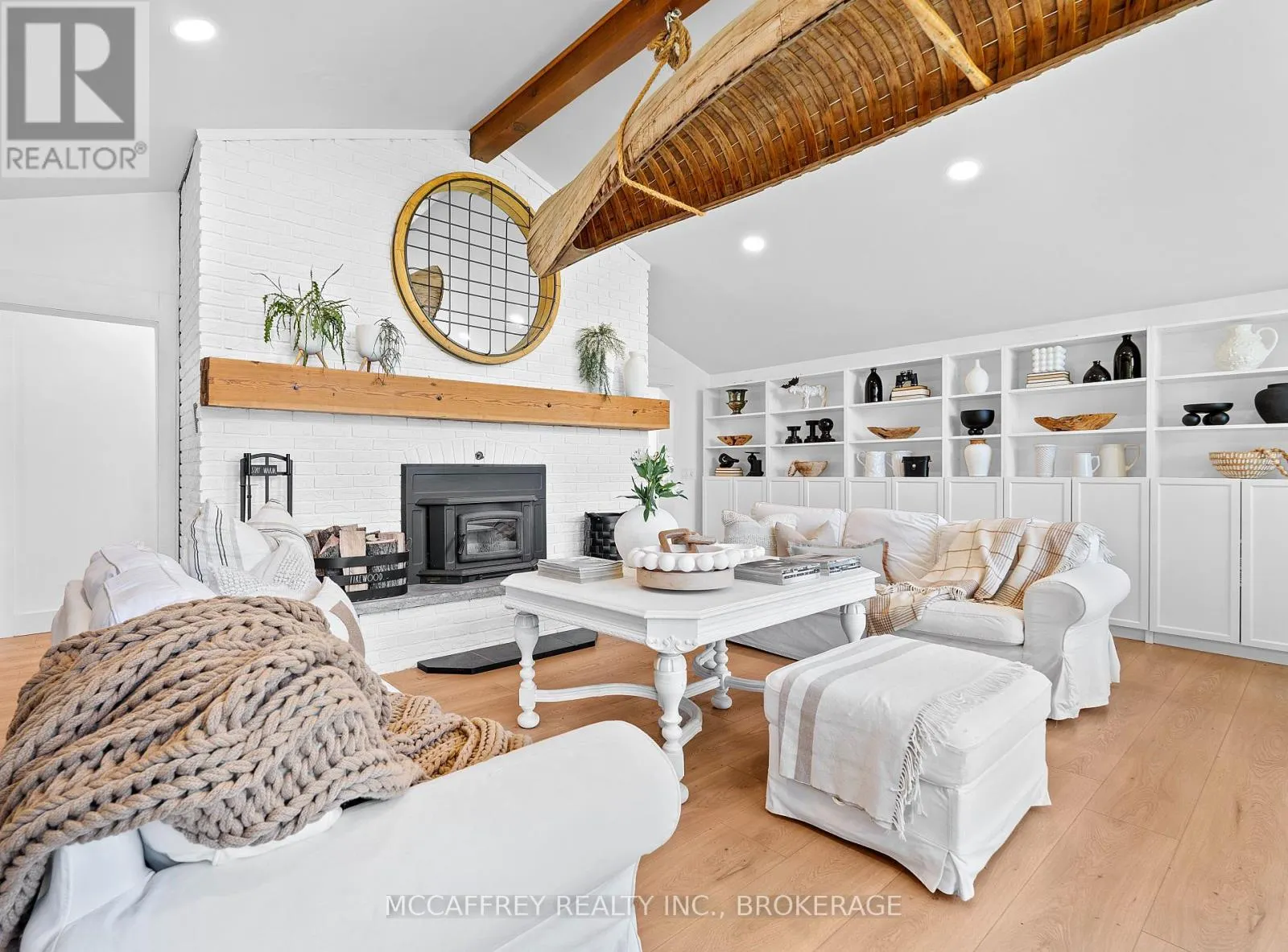 98 JUNIPER LANE