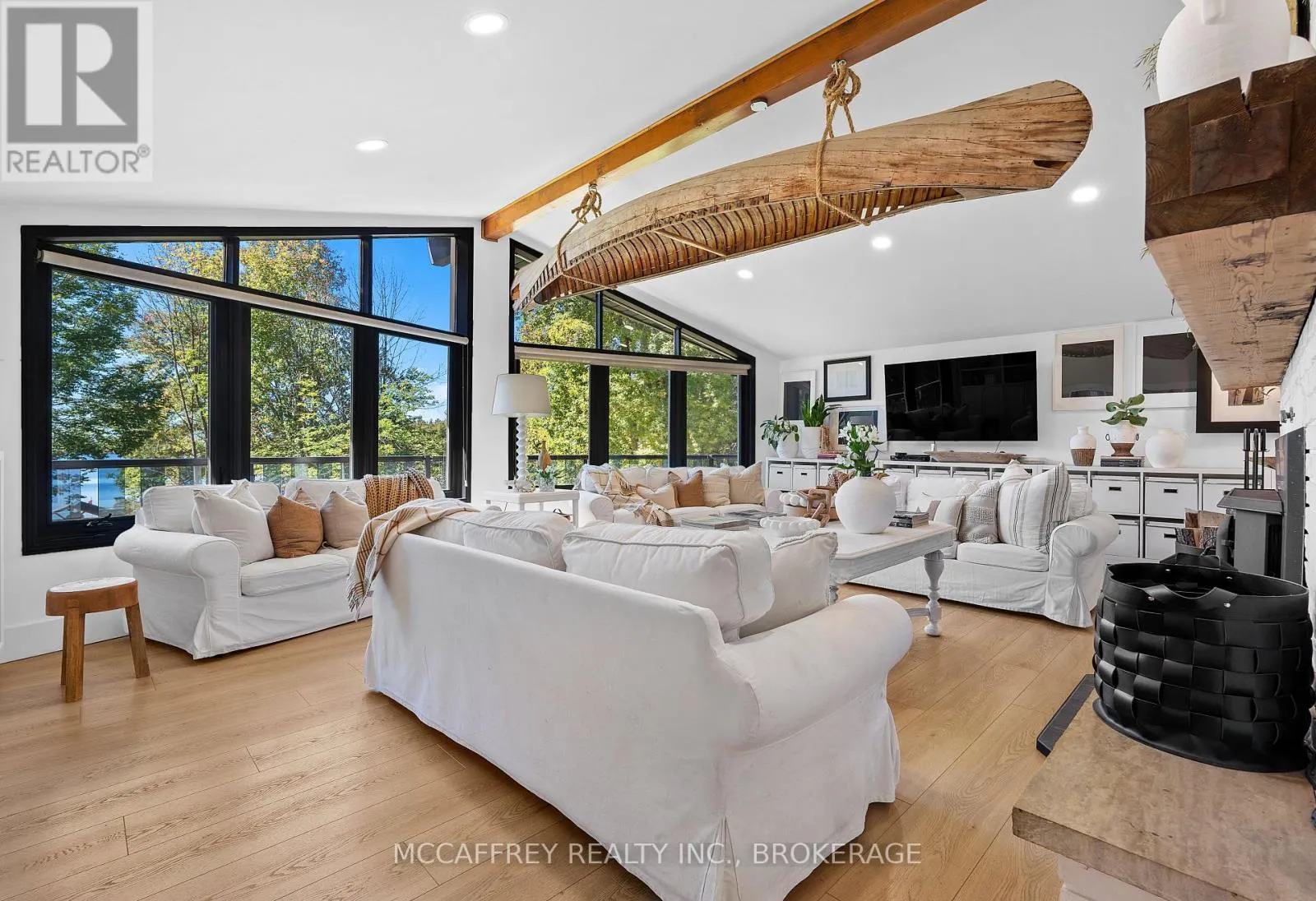 98 JUNIPER LANE