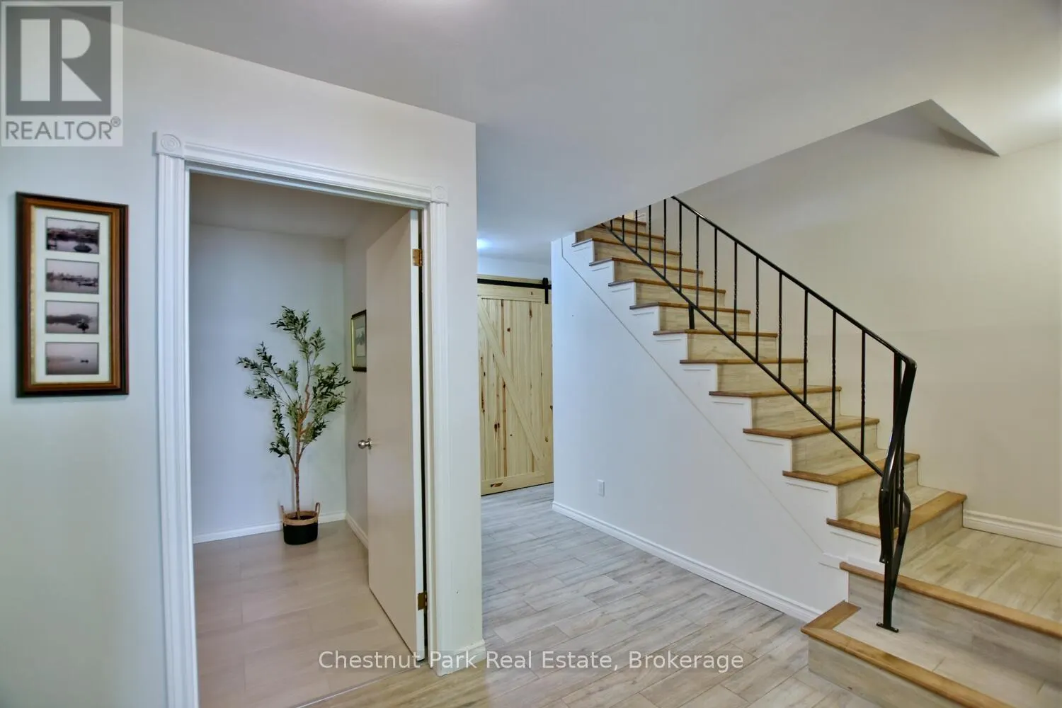 128 LAKEWOOD DRIVE