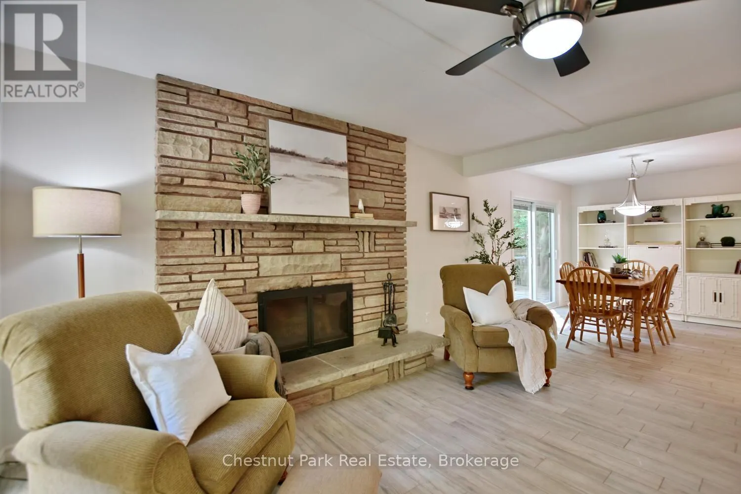 128 LAKEWOOD DRIVE