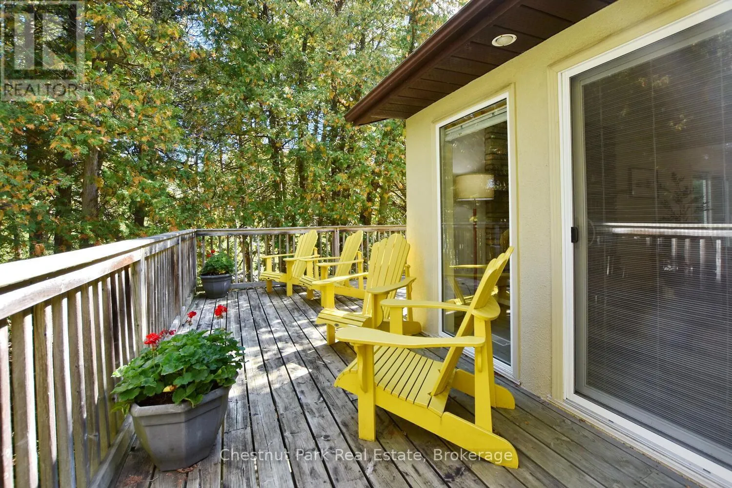 128 LAKEWOOD DRIVE
