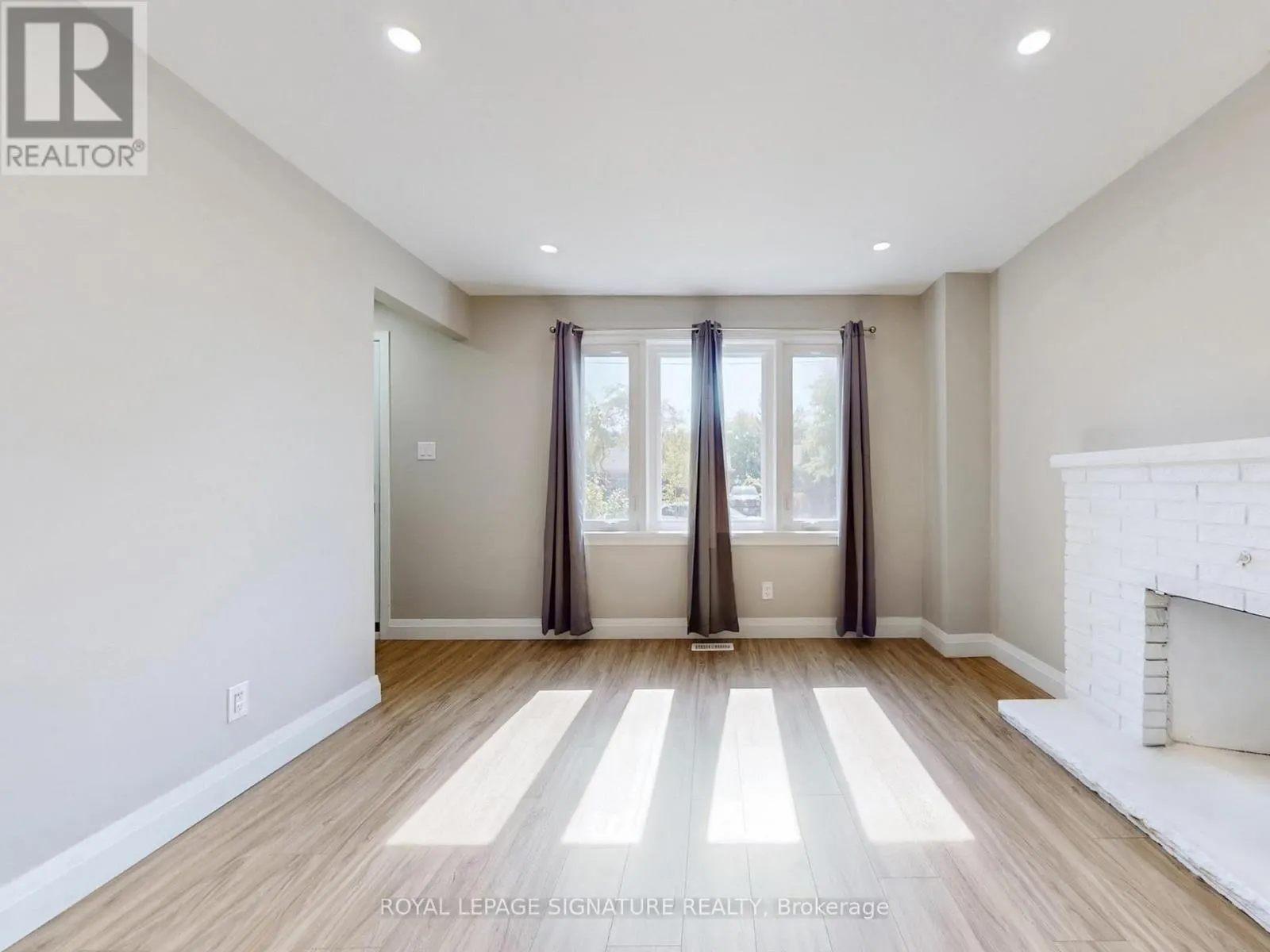 22 SHERWOOD AVENUE