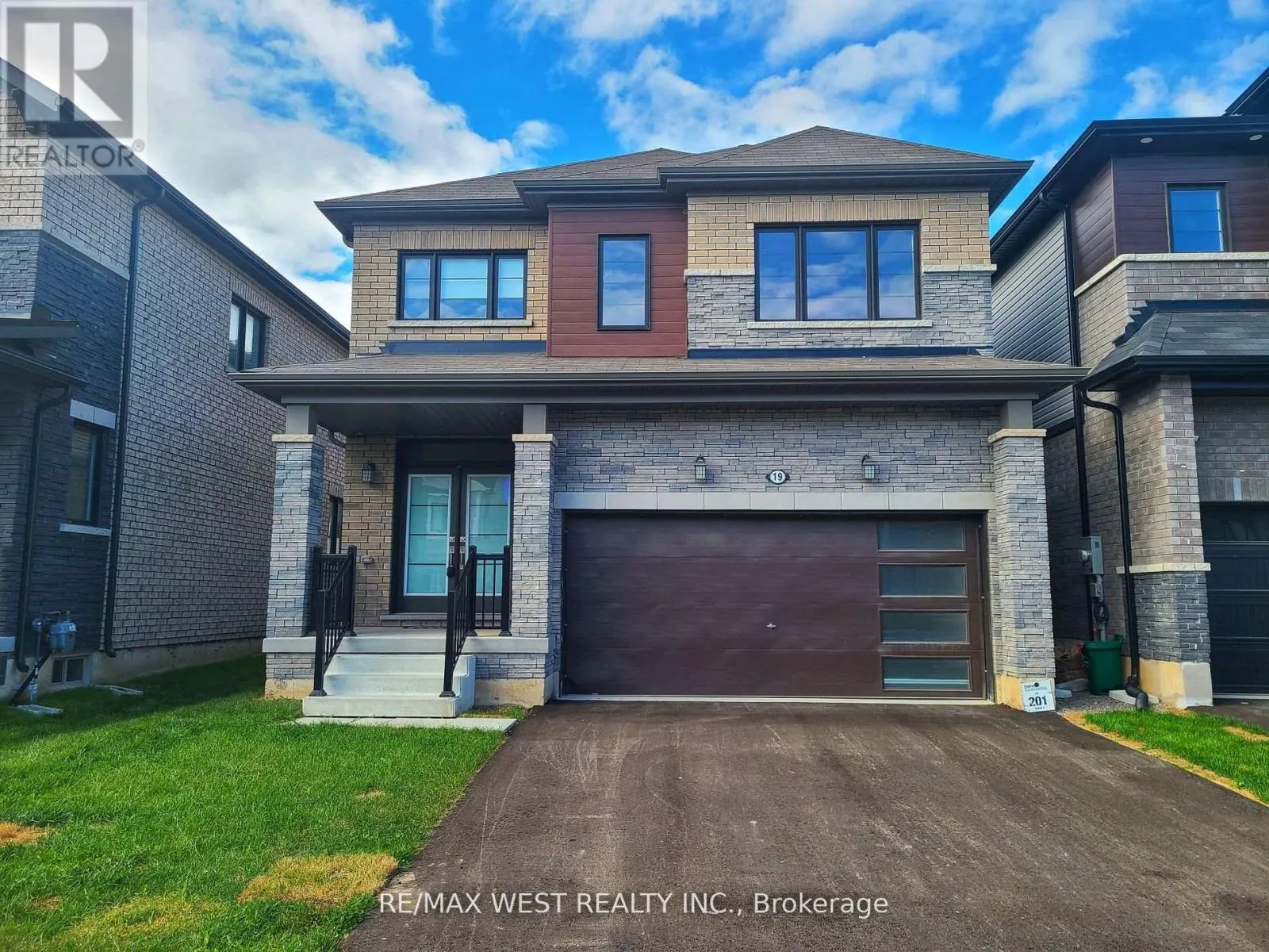 19 BUTTERCREAM AVENUE