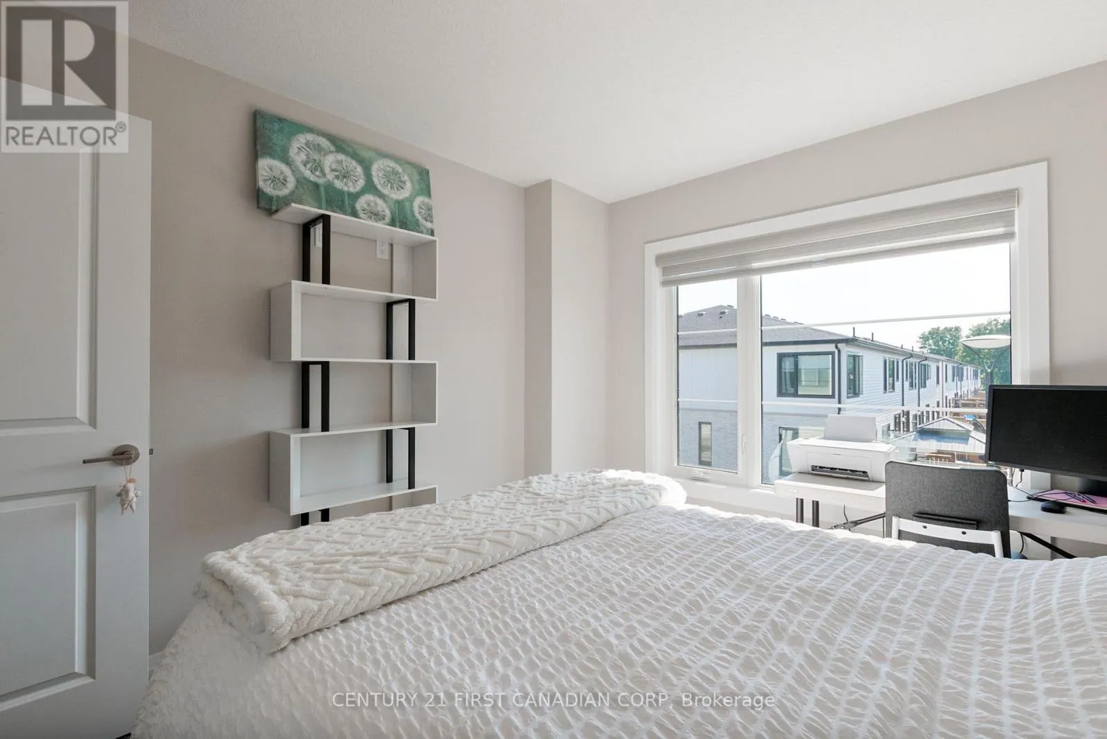 31 - 101 SWALES AVENUE, #31