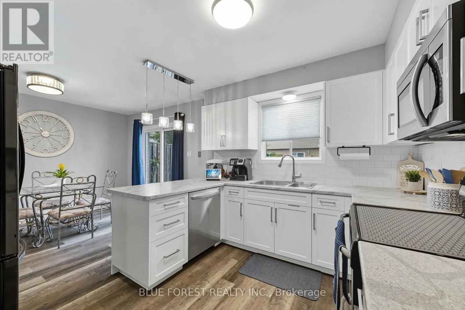 5 - 1920 MARCONI BOULEVARD, #5