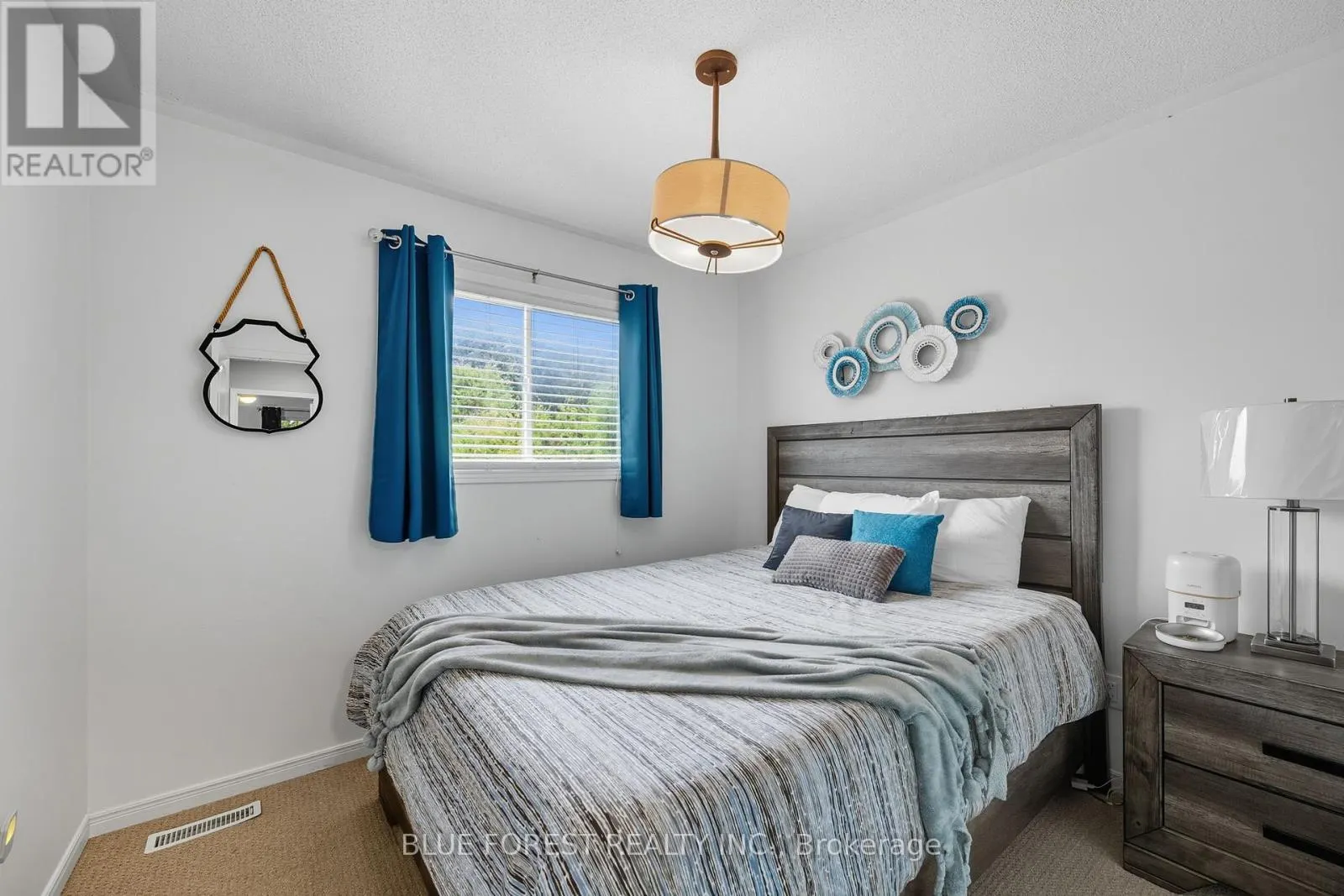 5 - 1920 MARCONI BOULEVARD, #5