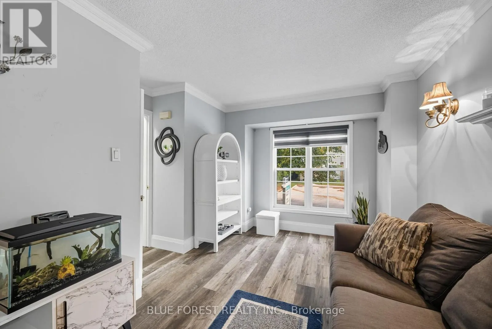 5 - 1920 MARCONI BOULEVARD, #5