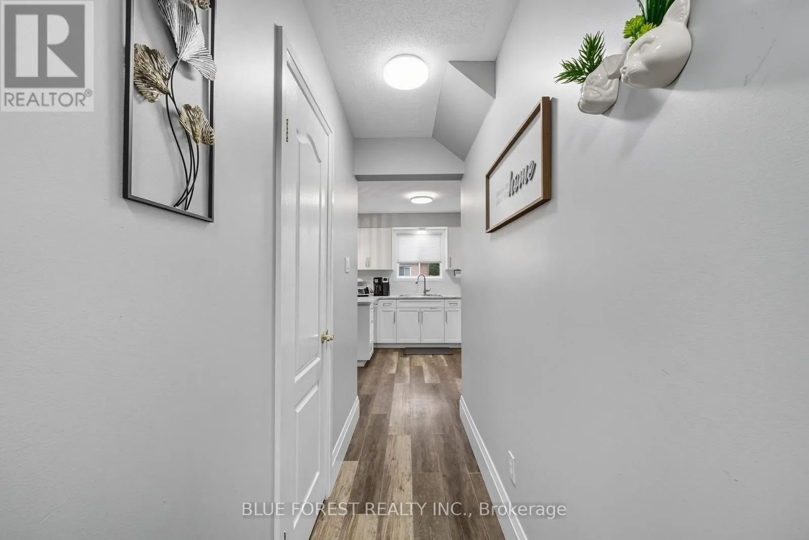5 - 1920 MARCONI BOULEVARD, #5