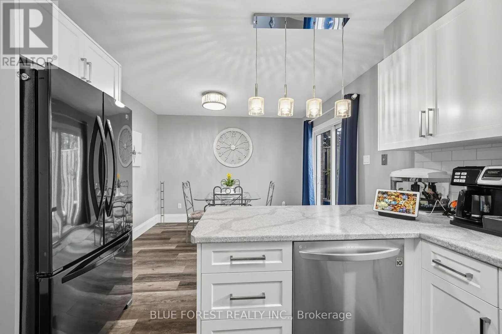 5 - 1920 MARCONI BOULEVARD, #5