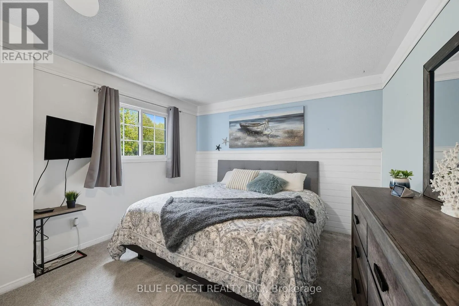 5 - 1920 MARCONI BOULEVARD, #5