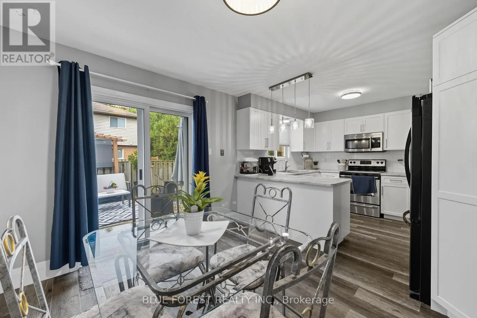 5 - 1920 MARCONI BOULEVARD, #5