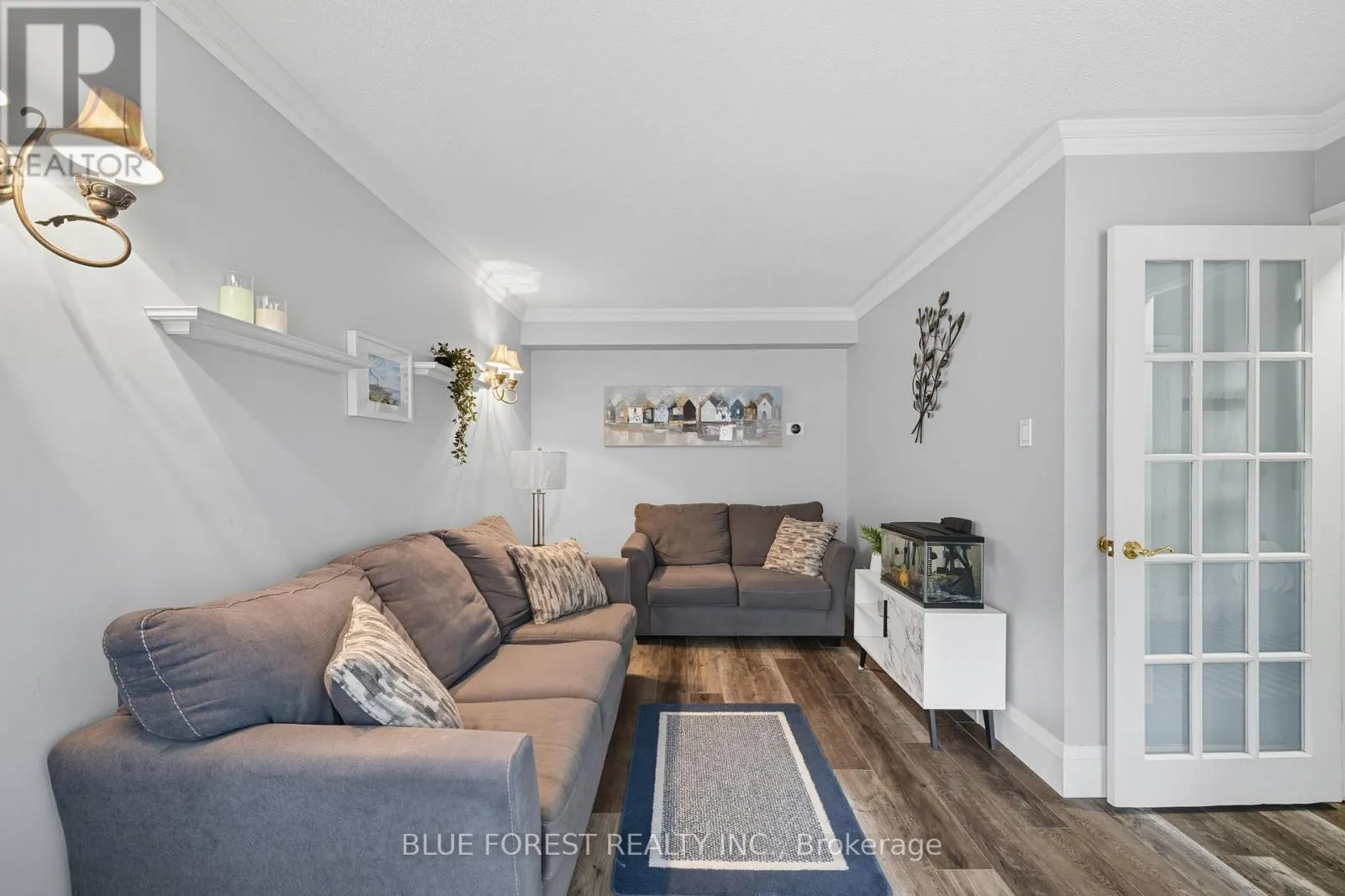 5 - 1920 MARCONI BOULEVARD, #5