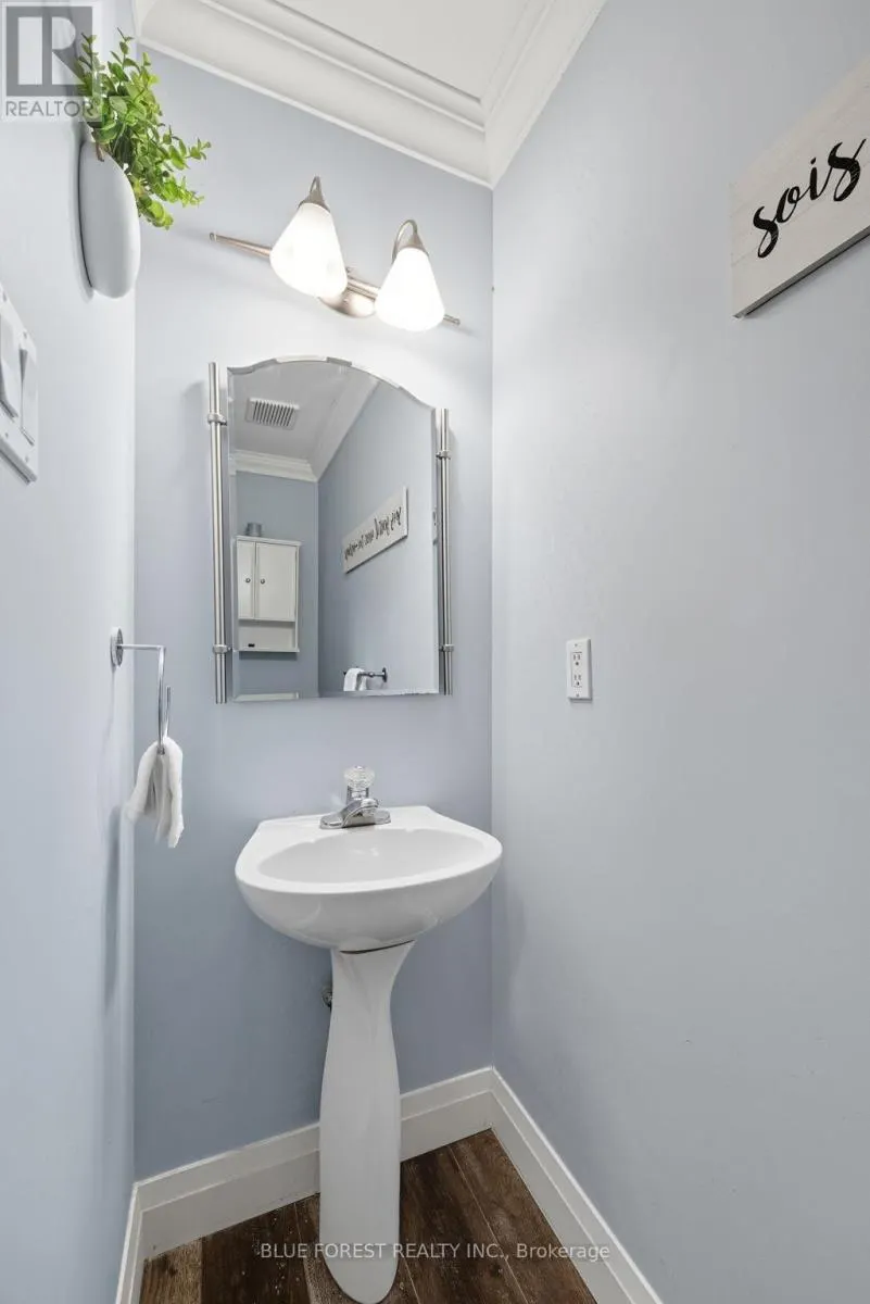 5 - 1920 MARCONI BOULEVARD, #5