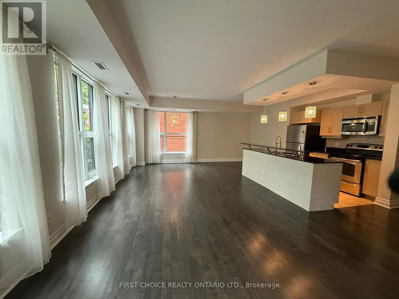207 - 235 KENT STREET