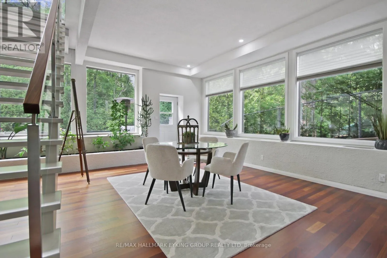 34 RIDEAUVIEW TERRACE