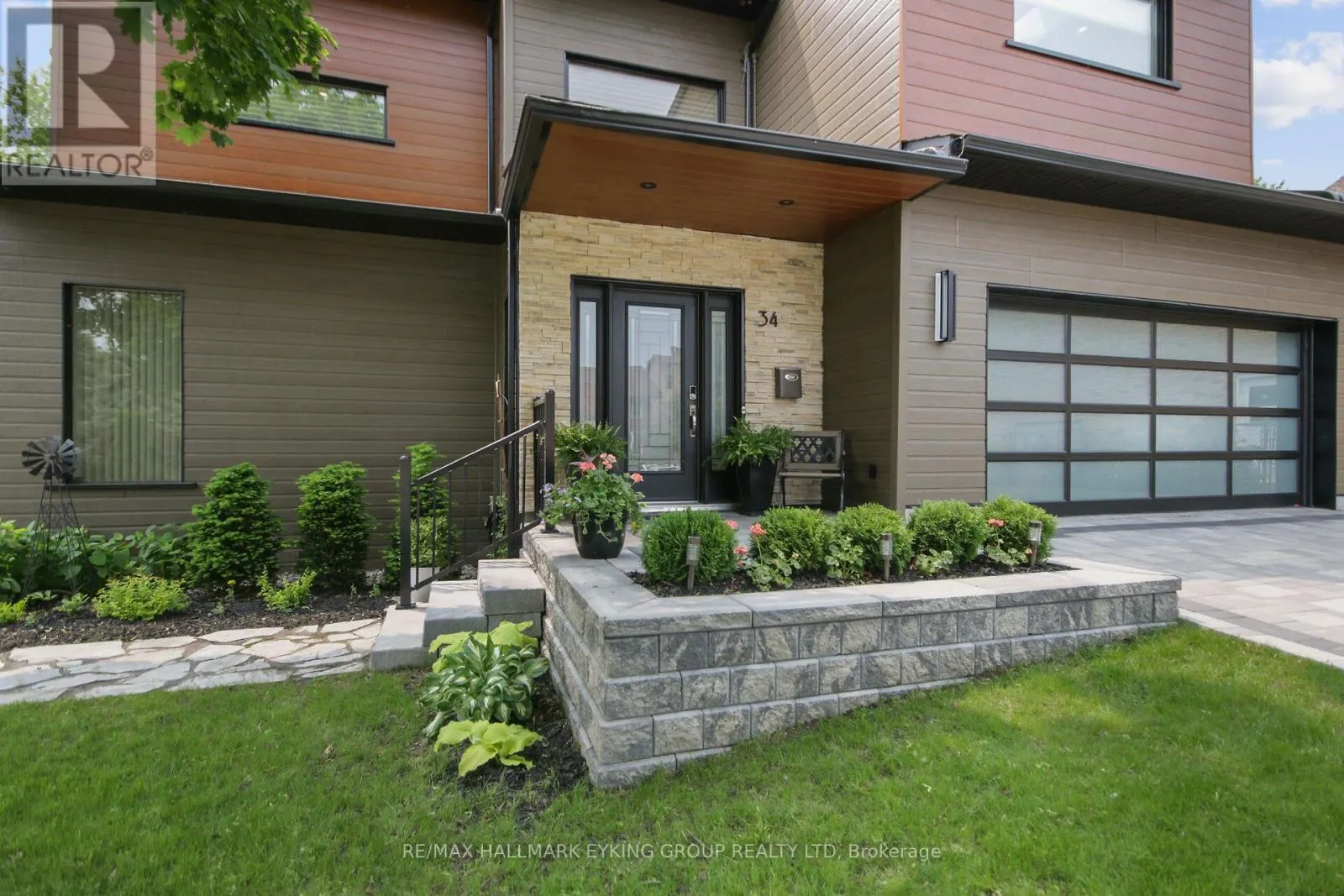 34 RIDEAUVIEW TERRACE