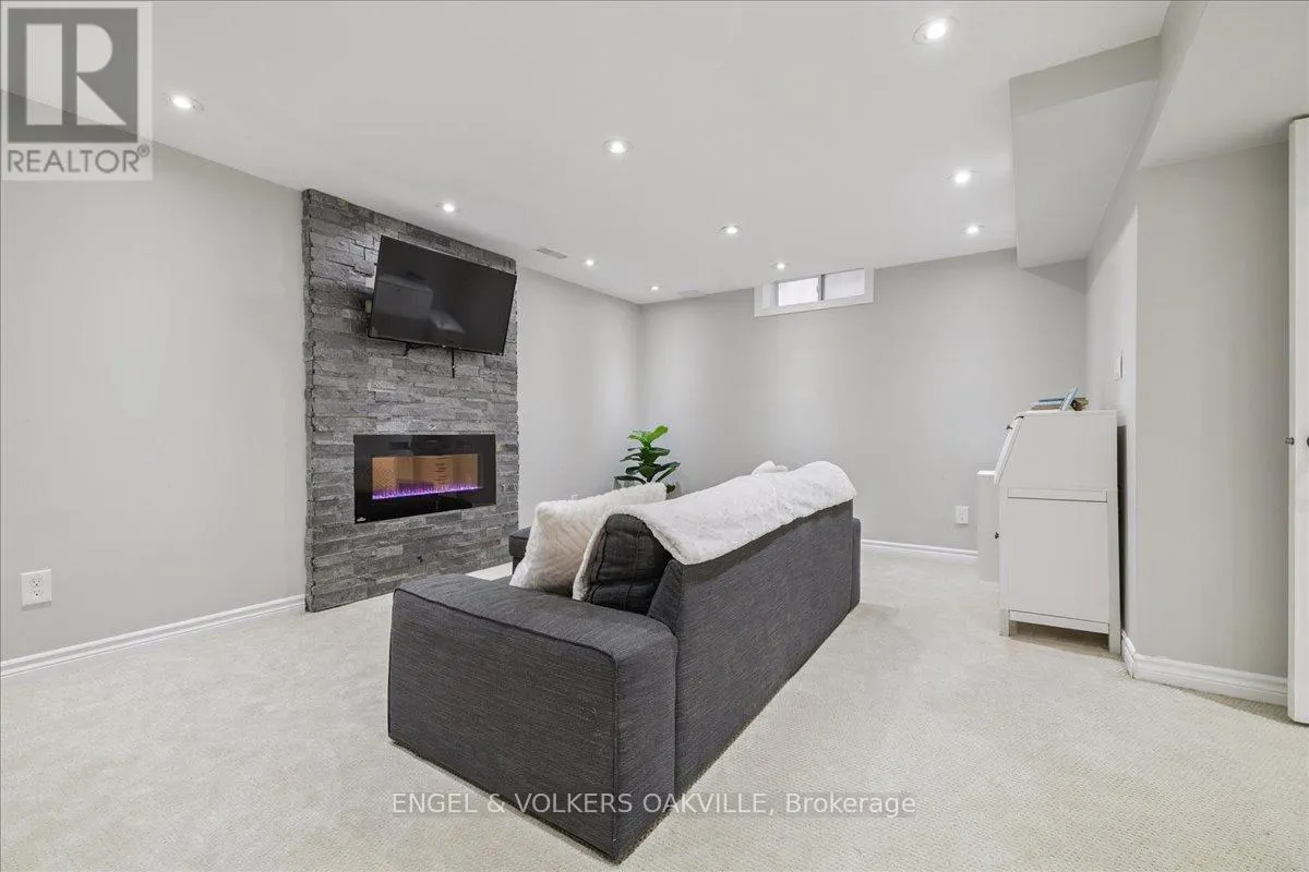 112 FLETCHER ROAD