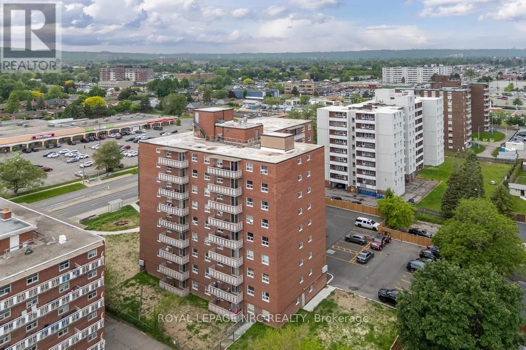 104 - 851 QUEENSTON ROAD