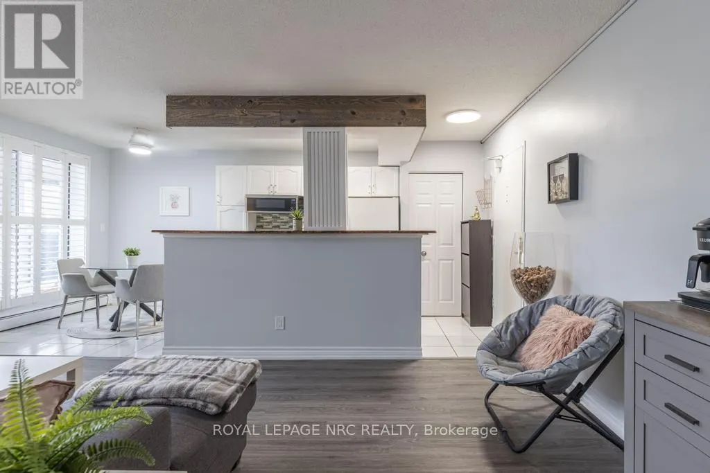 104 - 851 QUEENSTON ROAD