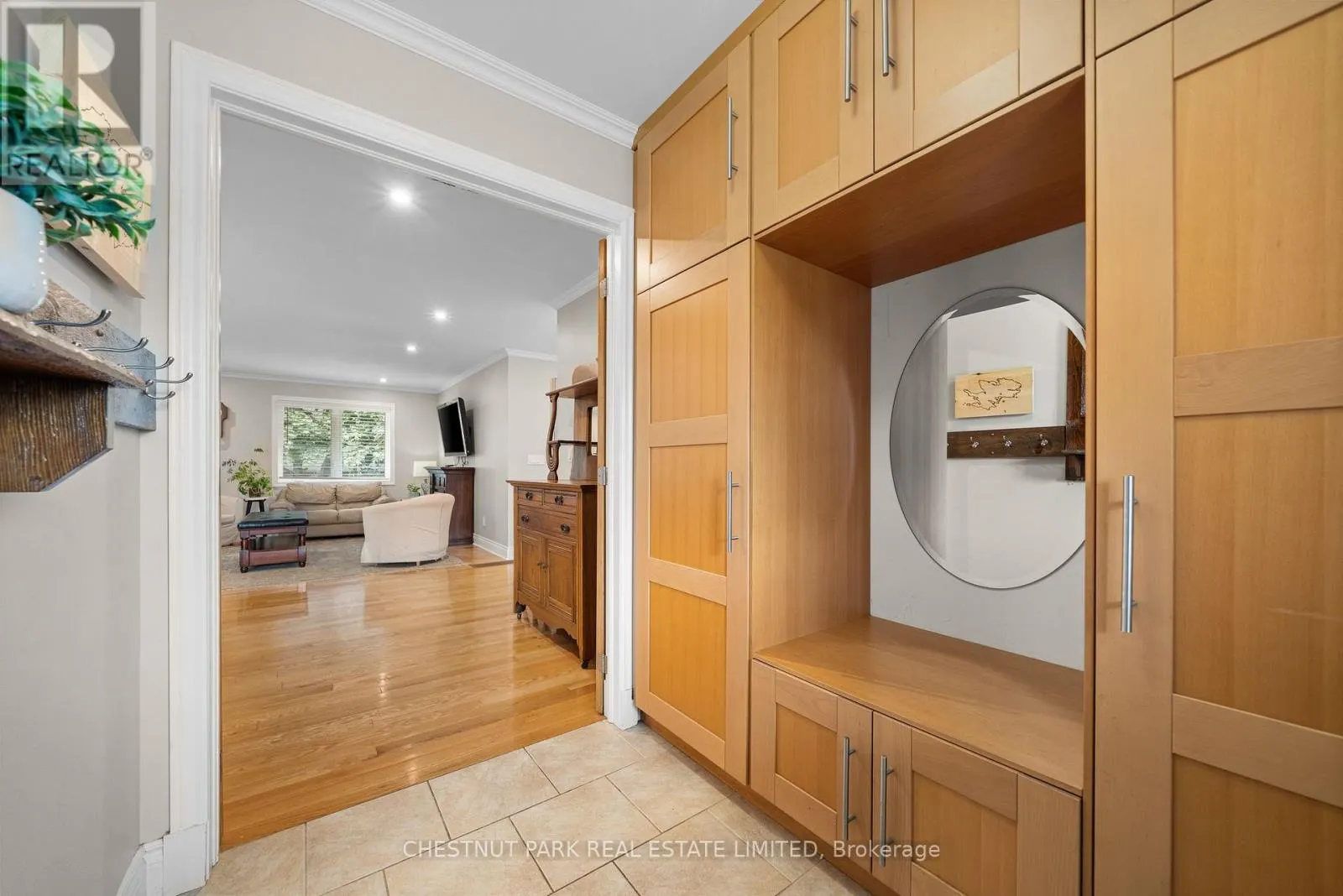 27 ACKERMAN STREET