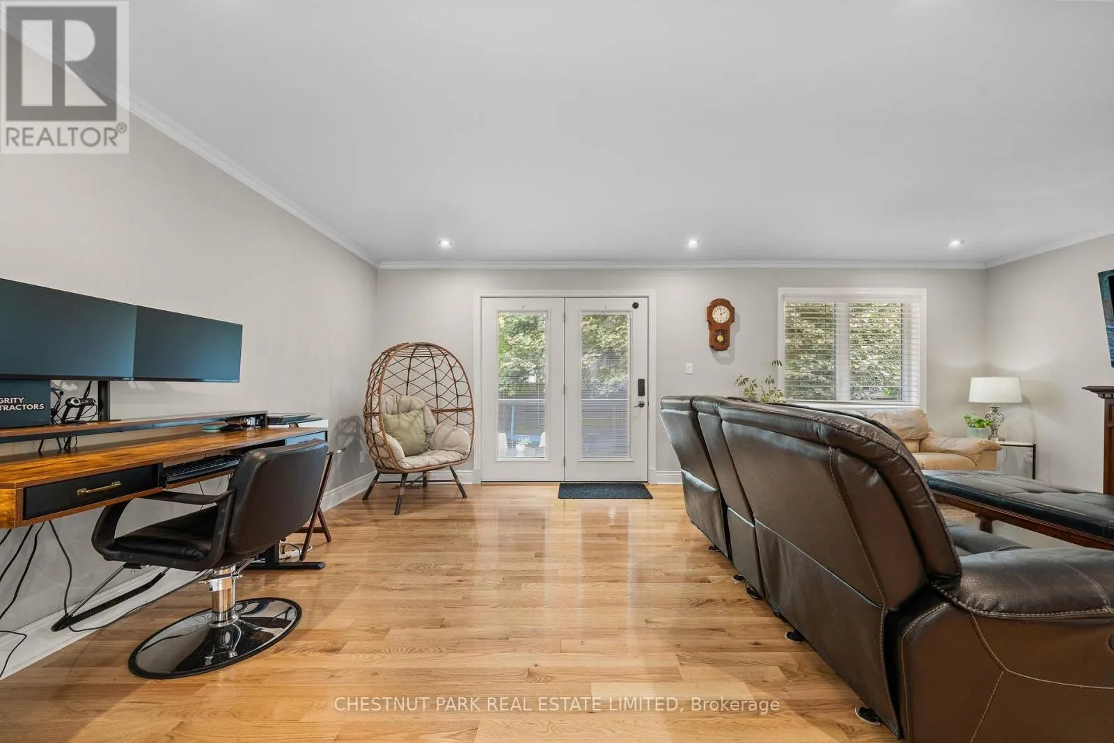 27 ACKERMAN STREET