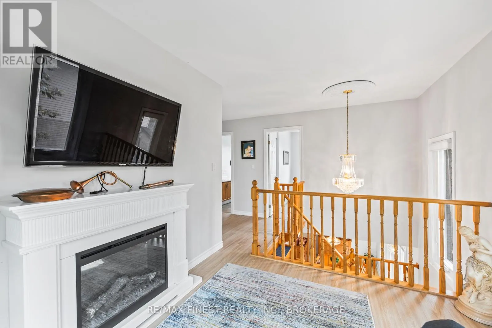 1068 WILLOWOOD DRIVE