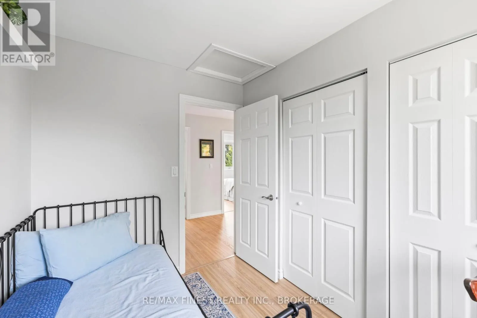 1068 WILLOWOOD DRIVE