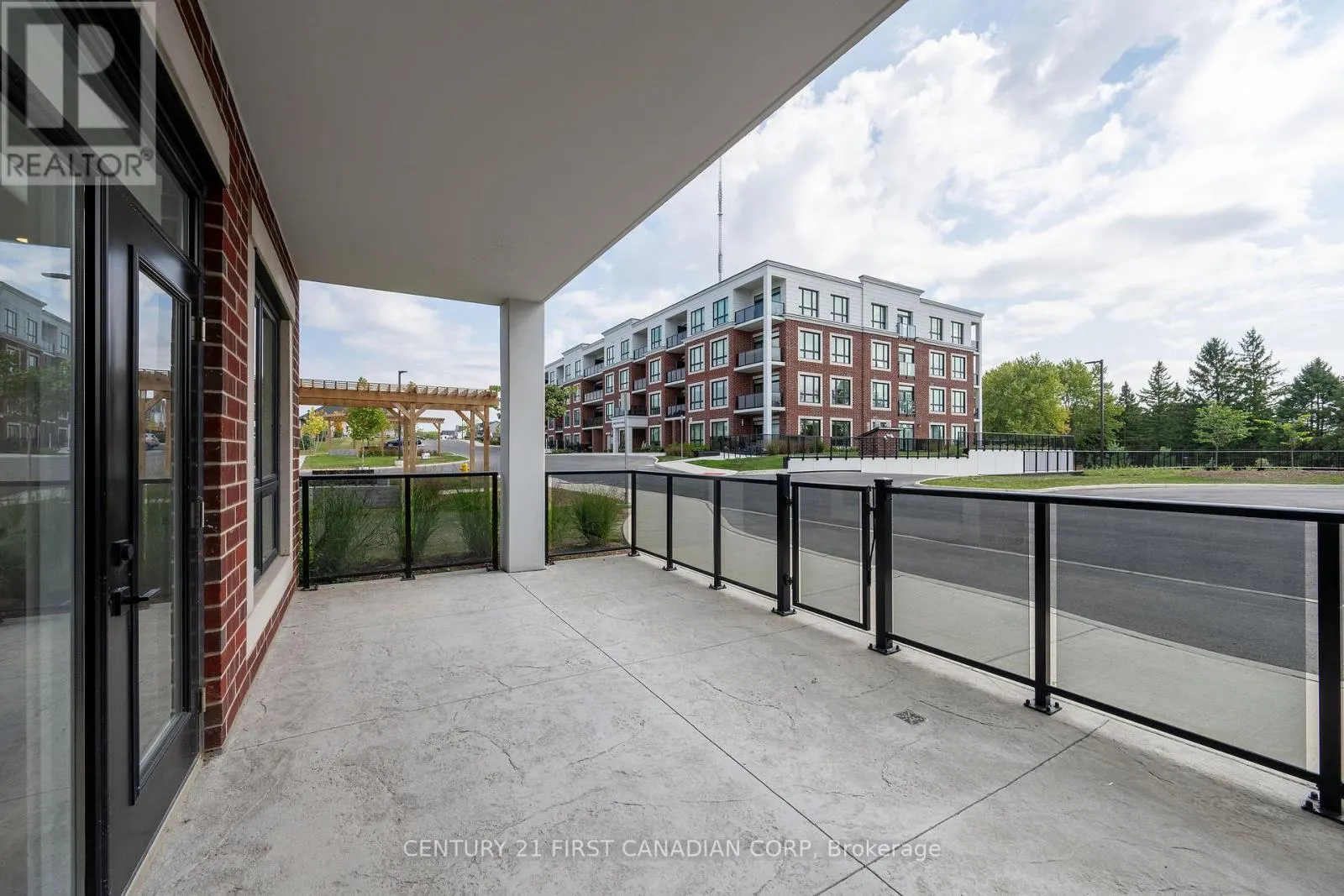 115 - 1975 FOUNTAIN GRASS DRIVE, #115
