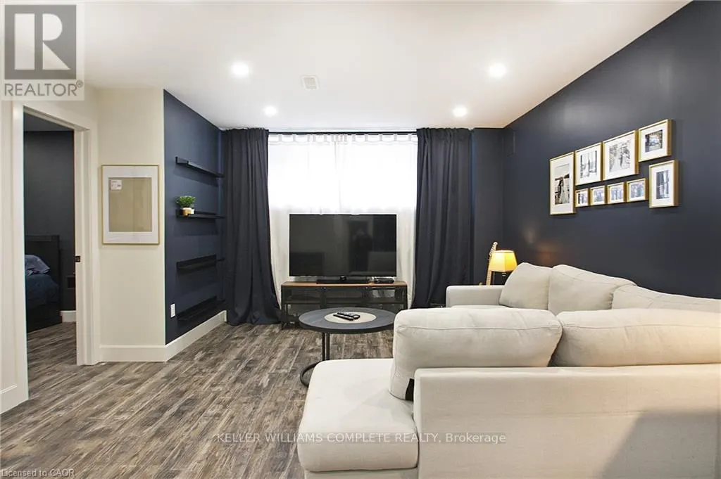 23 SCARLETWOOD STREET