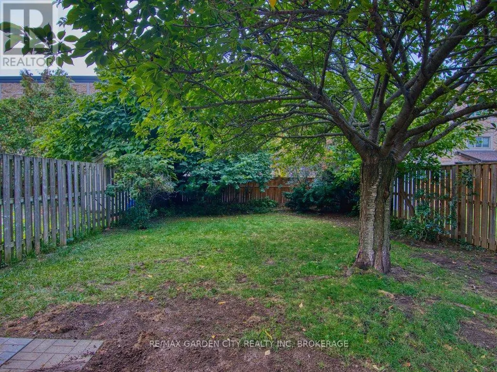 18 PRINCE PAUL CRESCENT