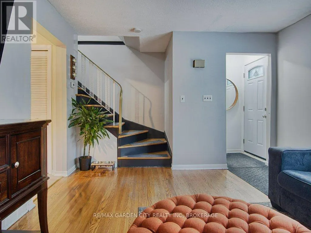 18 PRINCE PAUL CRESCENT