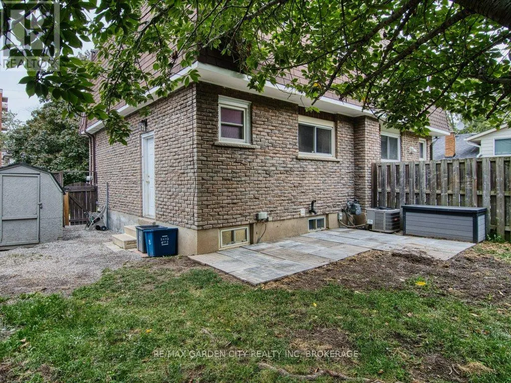 18 PRINCE PAUL CRESCENT
