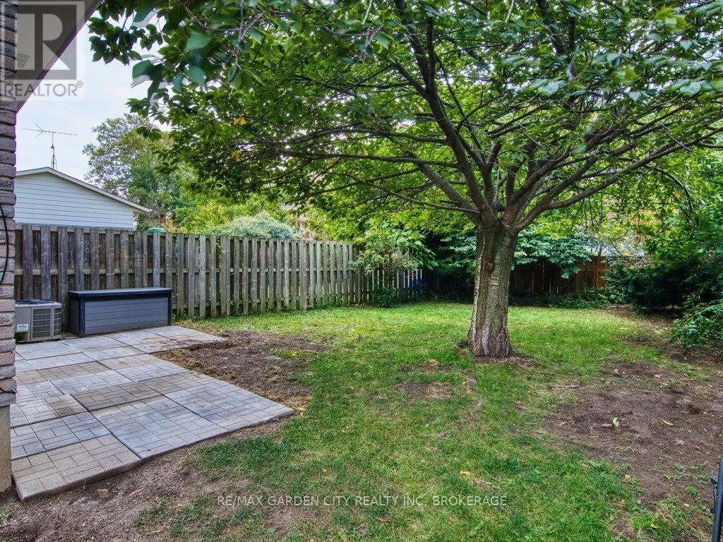 18 PRINCE PAUL CRESCENT