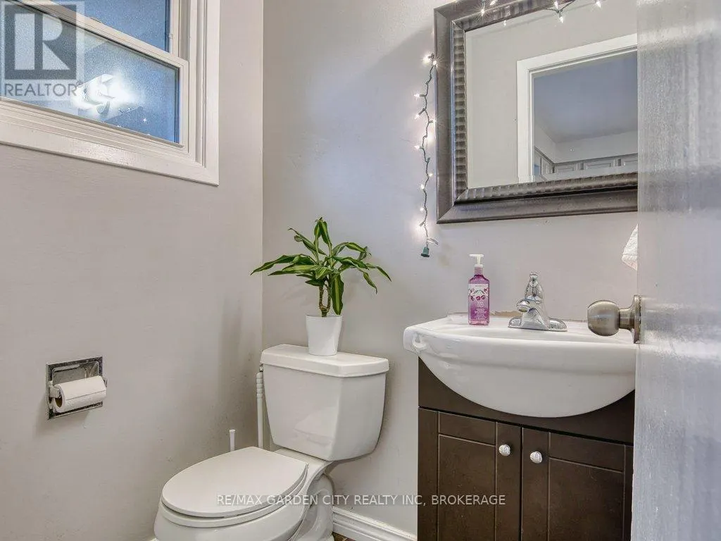 18 PRINCE PAUL CRESCENT