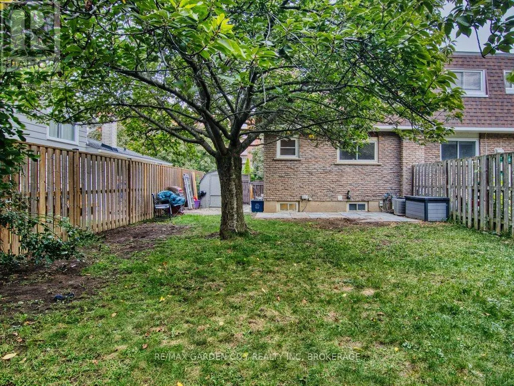 18 PRINCE PAUL CRESCENT