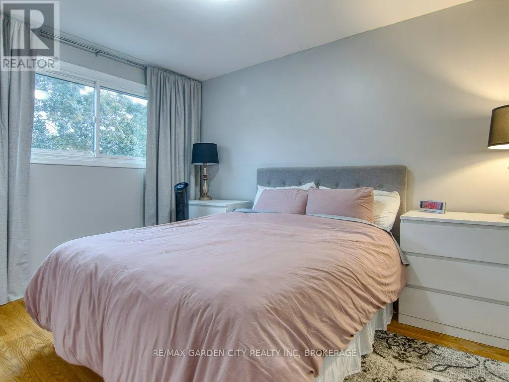 18 PRINCE PAUL CRESCENT