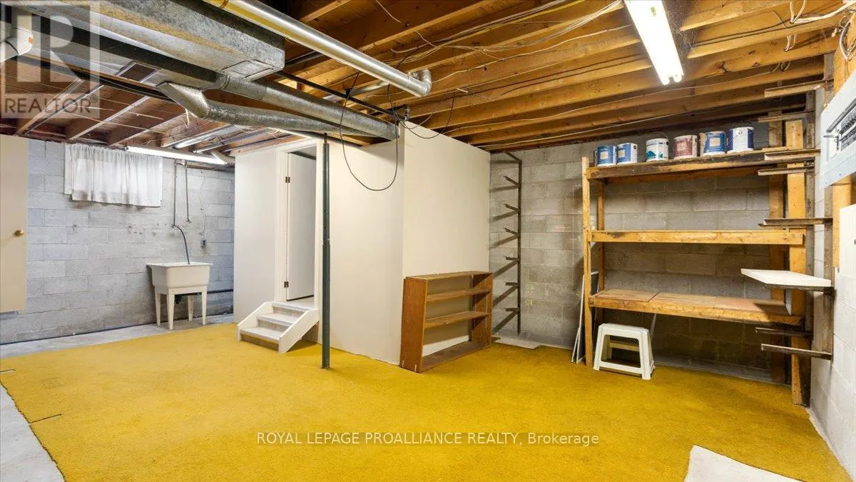 68 INKERMAN STREET W