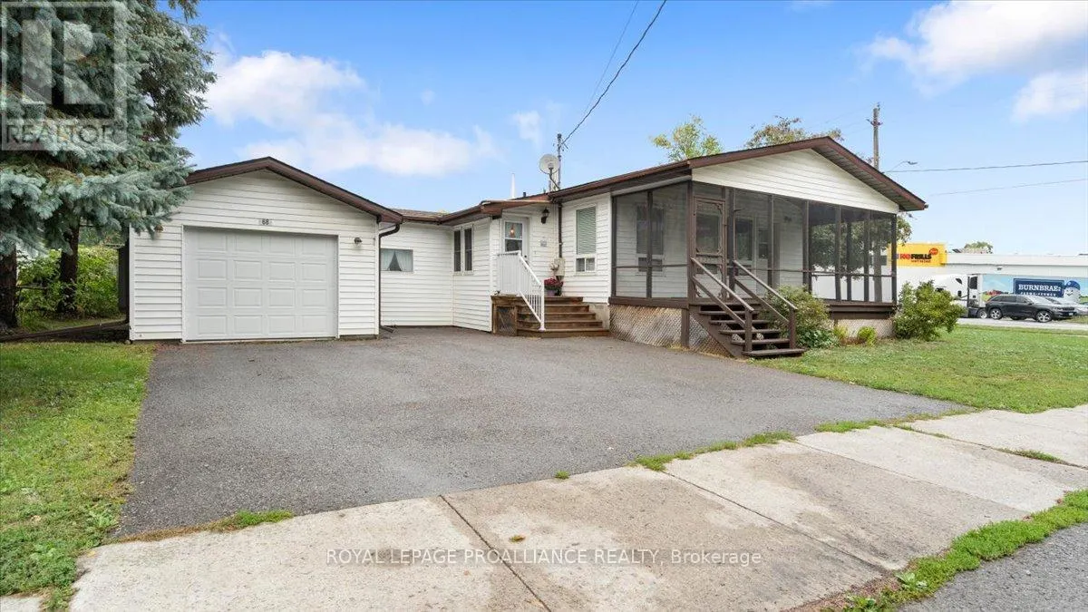 68 INKERMAN STREET W
