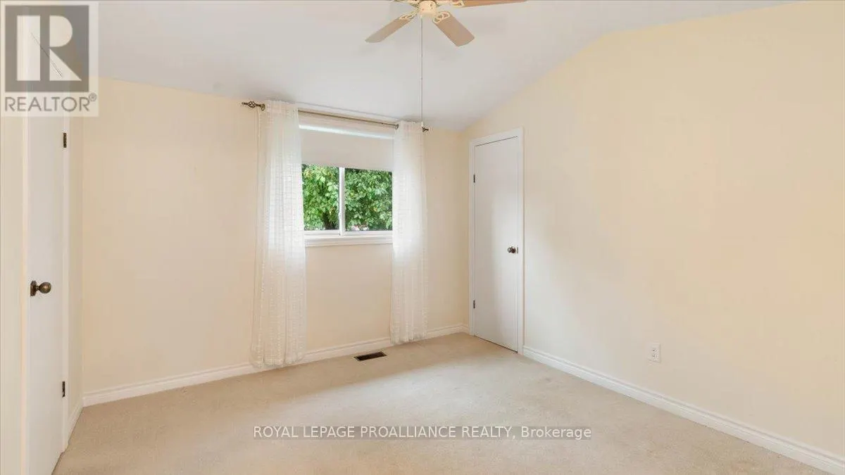 68 INKERMAN STREET W