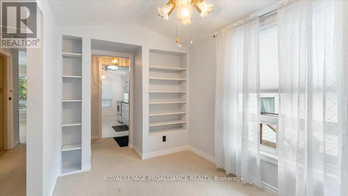 68 INKERMAN STREET W