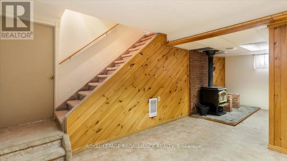 68 INKERMAN STREET W