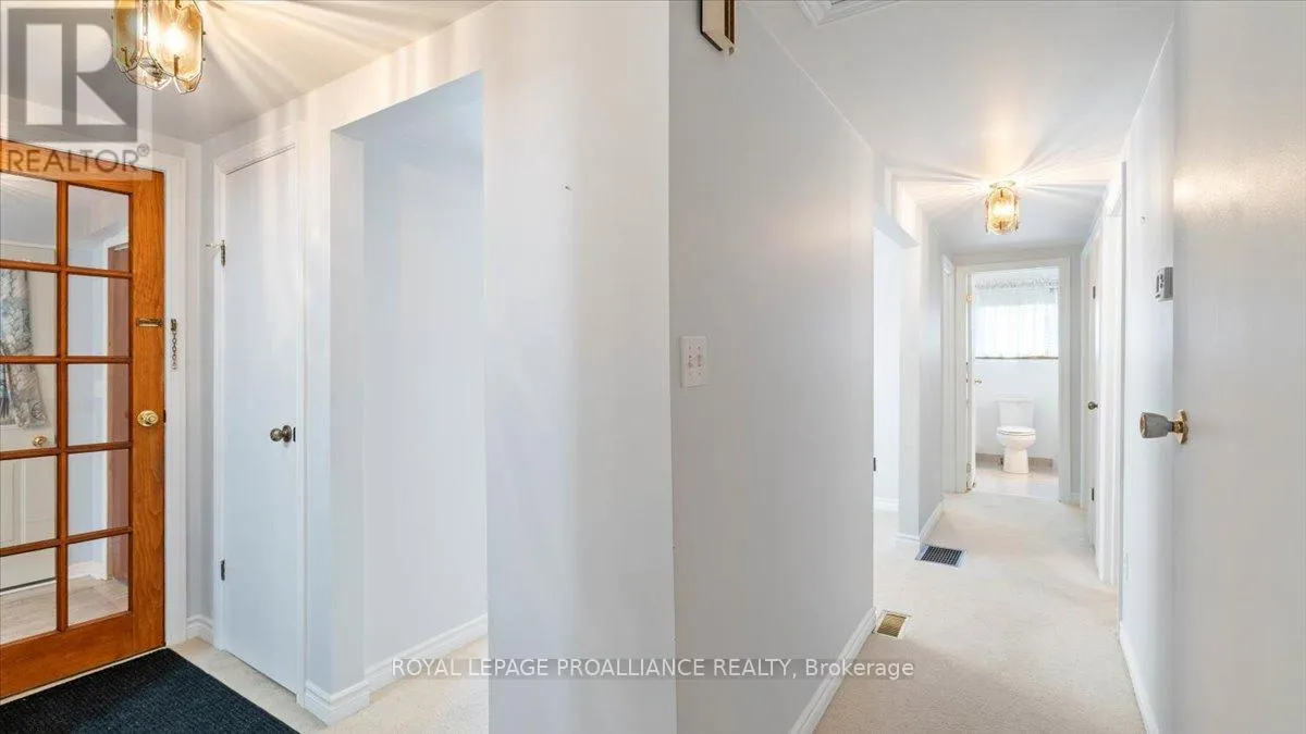 68 INKERMAN STREET W