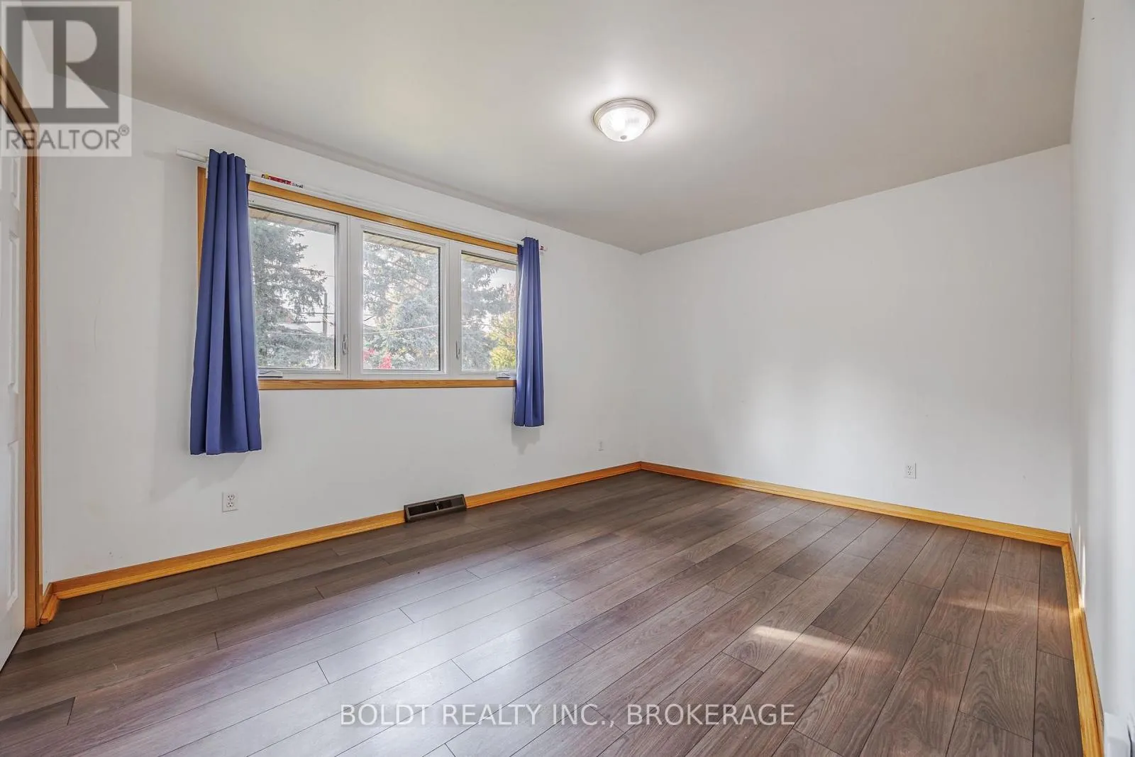1591 CONCESSION 4 ROAD