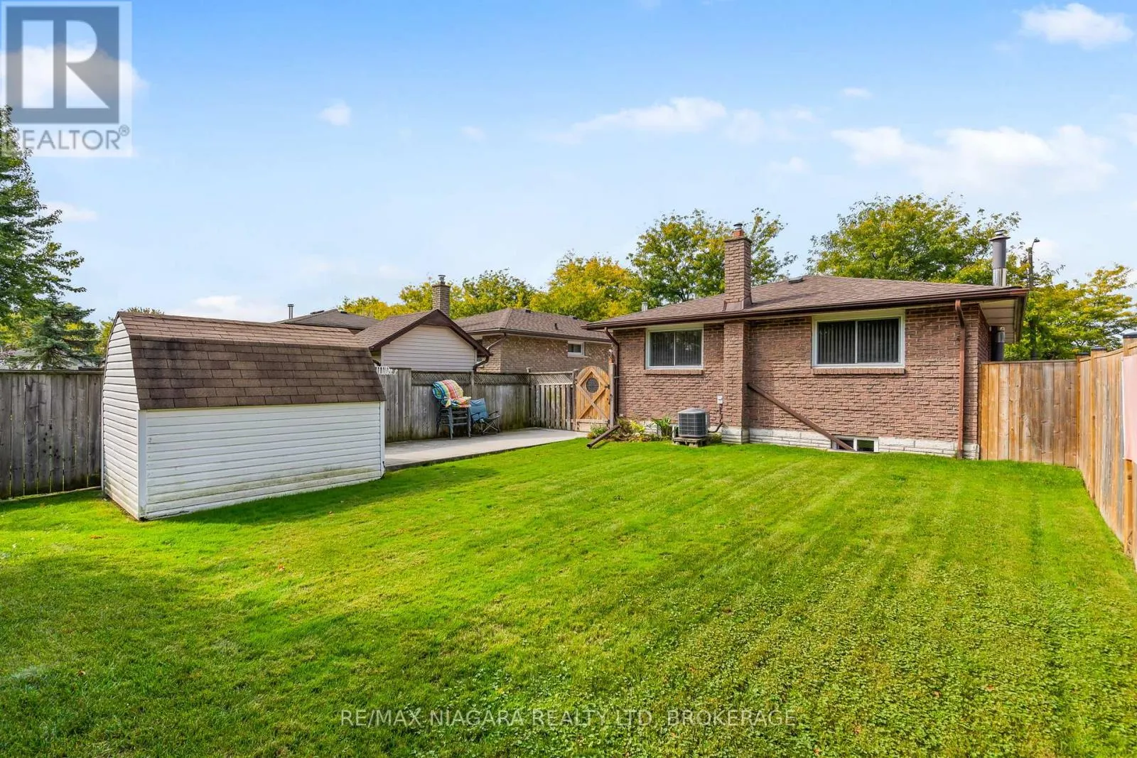7402 SUNHAVEN DRIVE
