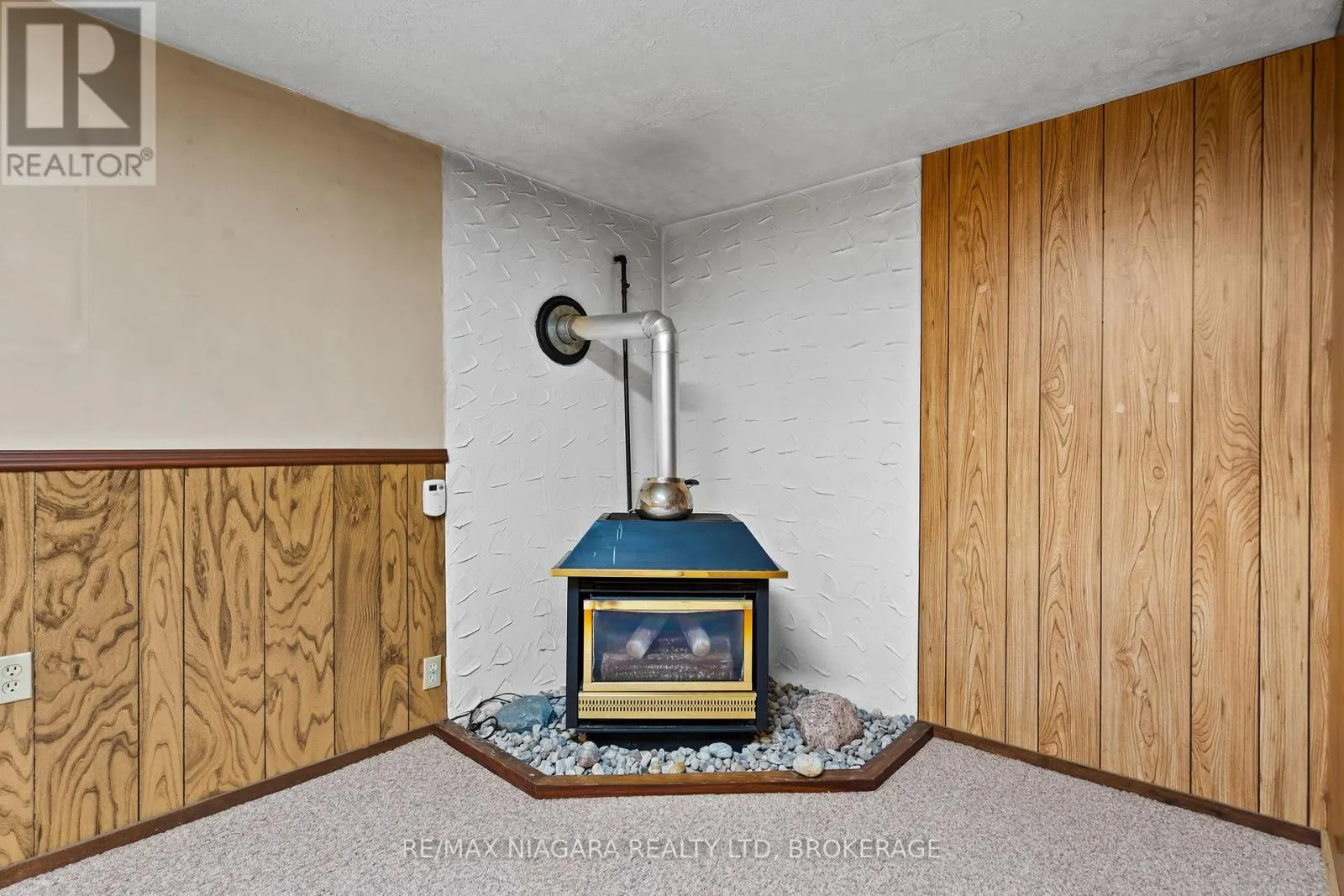 7402 SUNHAVEN DRIVE
