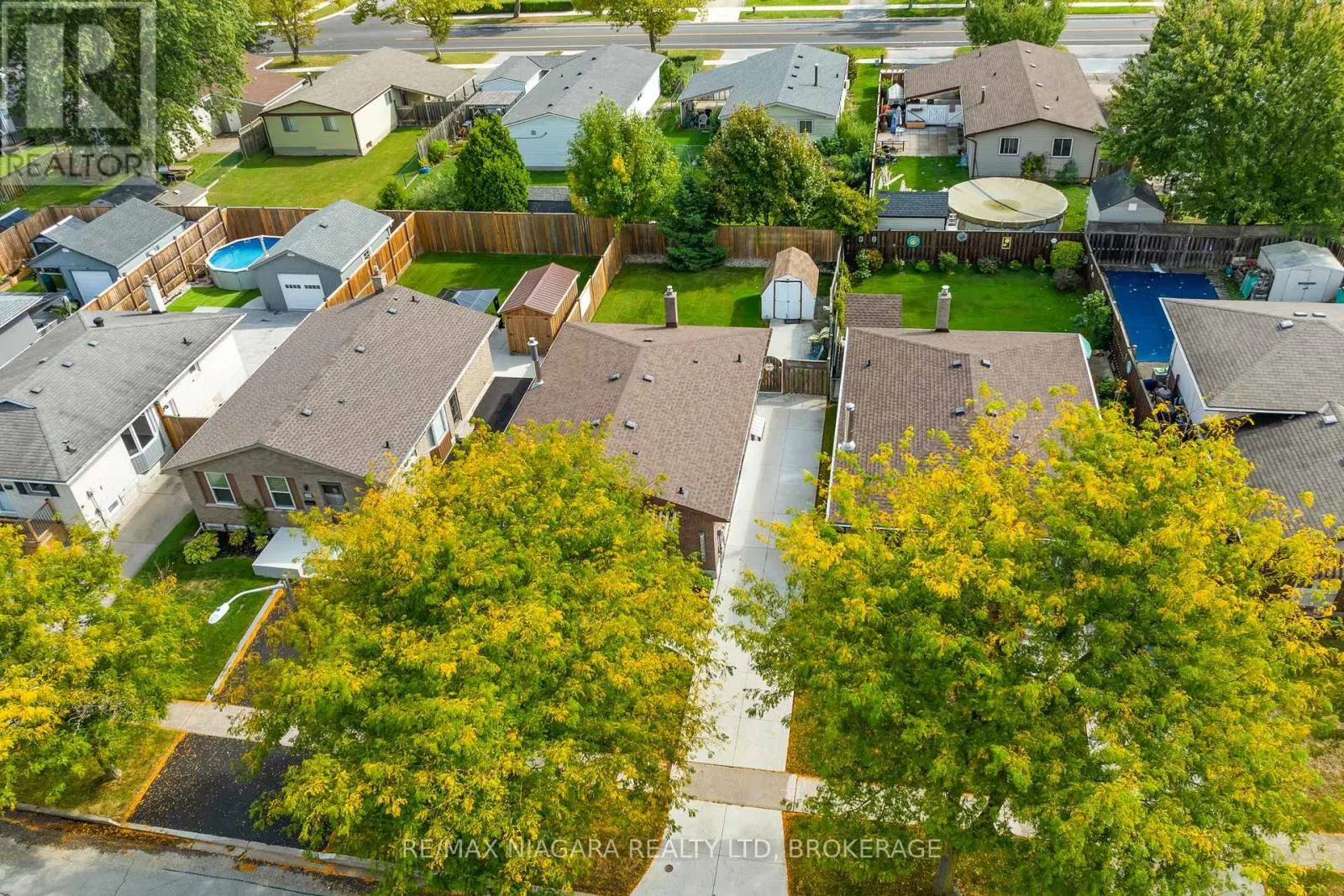 7402 SUNHAVEN DRIVE