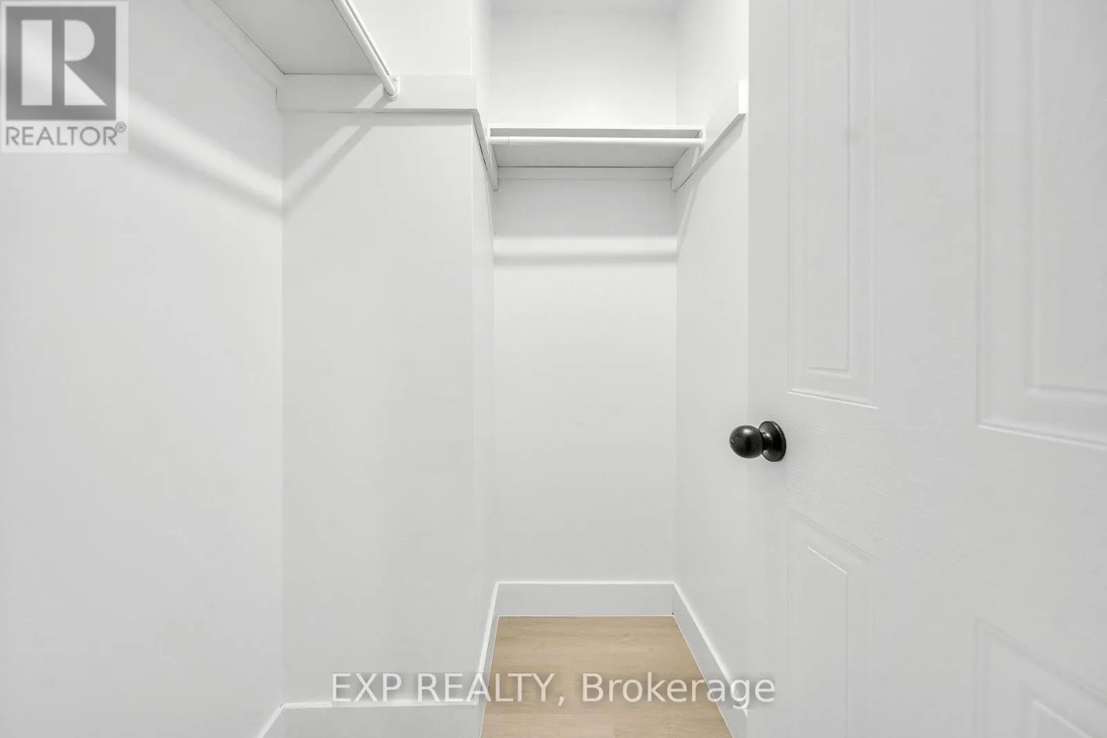 46 BONAPARTE LANE