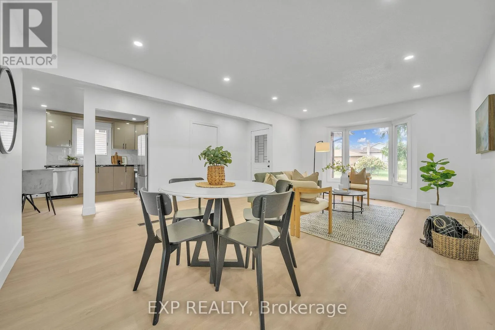 46 BONAPARTE LANE