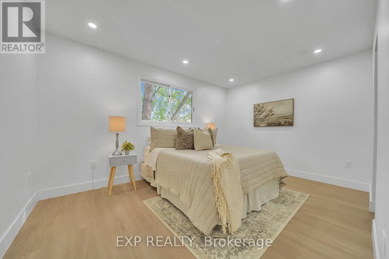 46 BONAPARTE LANE