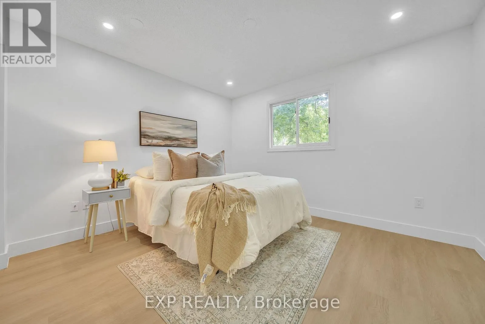 46 BONAPARTE LANE
